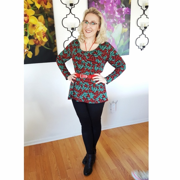 Meet Your Posher, Kristen! - Picture 5 of 5